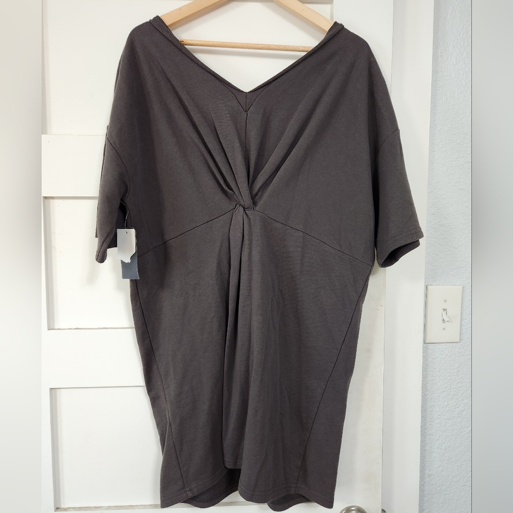 Melrose and Market Charcoal Tee - Picture 3 of 5